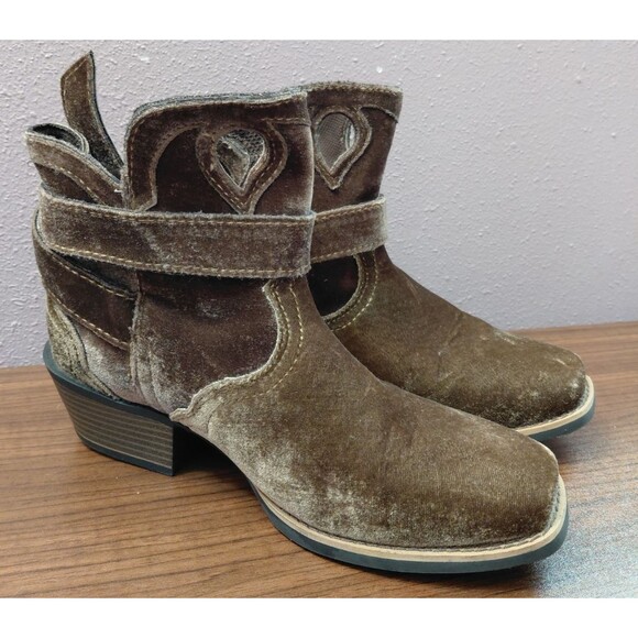 Justin Gypsy’s Brown Velvet Cowboy Booties Women's Size 6.5B - Picture 1 of 9